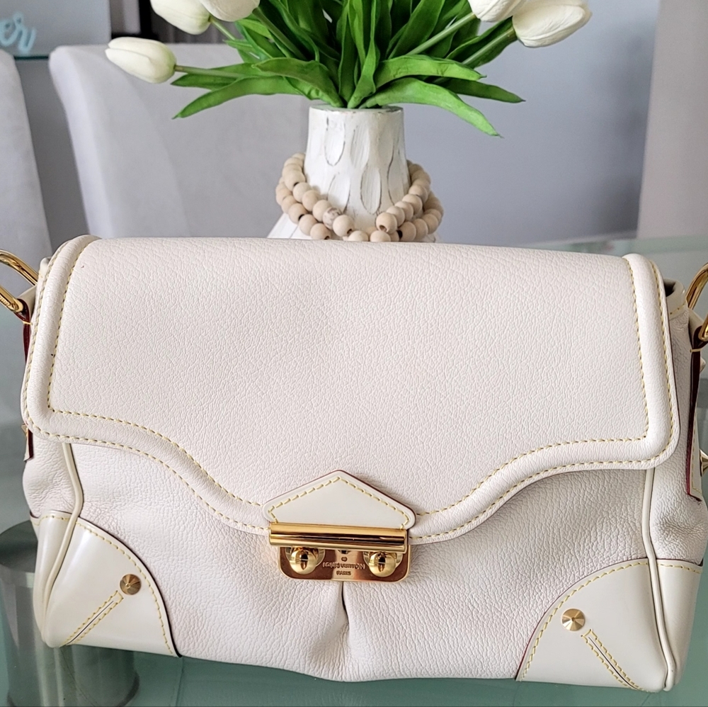 🩷 Louis Vuitton Bag - Suhali Blanc